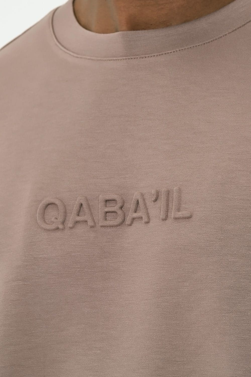 Alternative view of Ensemble qabail oversized taupe