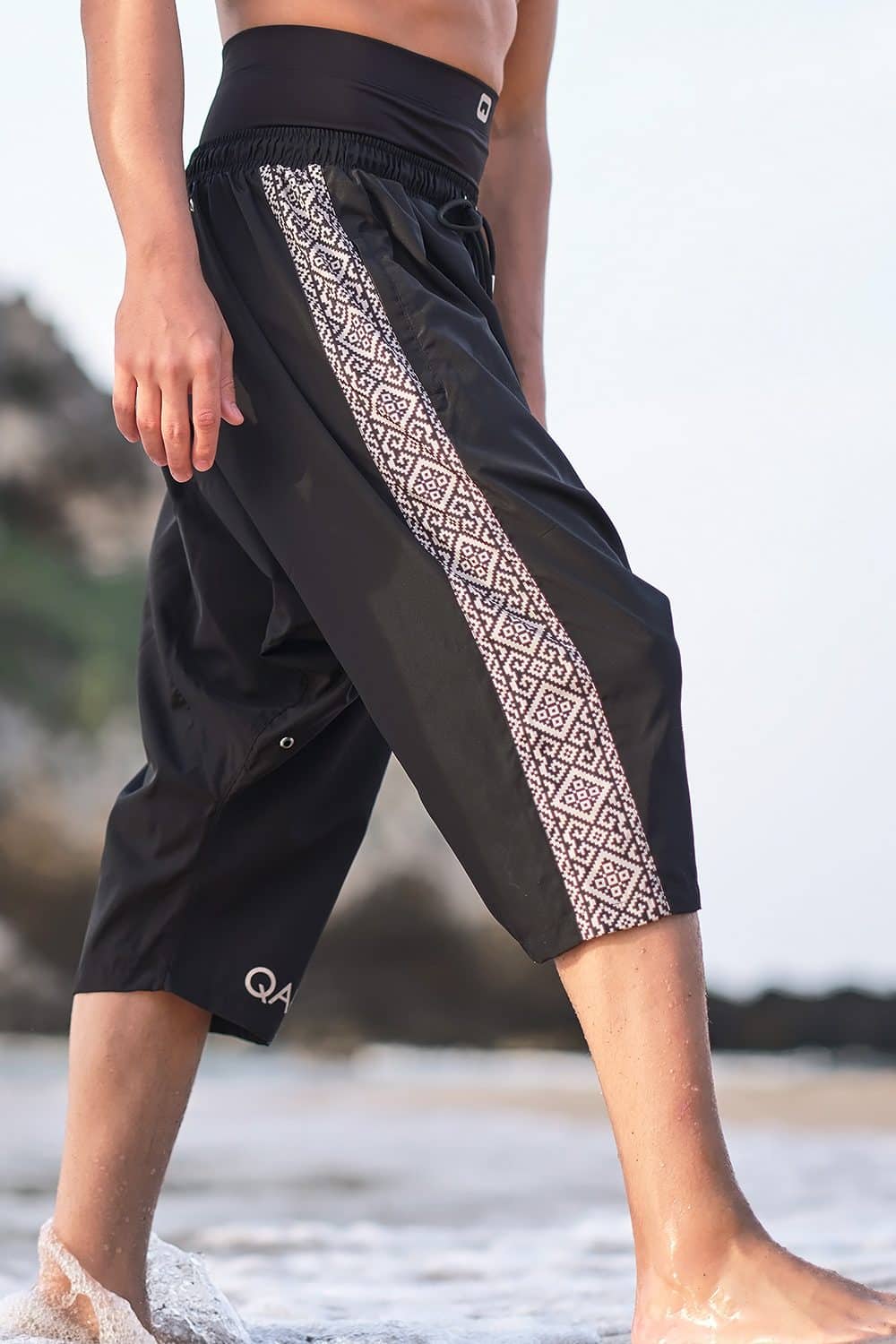 Alternative view of maillot de bain qabail etniz noir